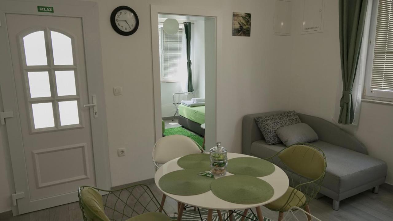 Apartments Bestak Krk Town Exterior photo