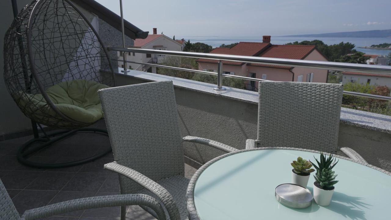 Apartments Bestak Krk Town Exterior photo